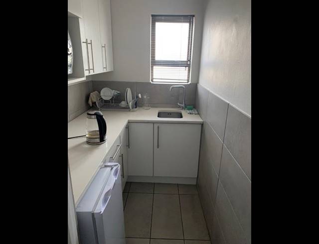 157M² BUSINESS TO LET IN DURBANVILLE CENTRAL